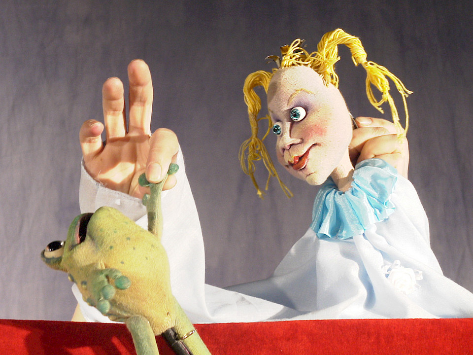 Die Schöne ... & der Froschkönig