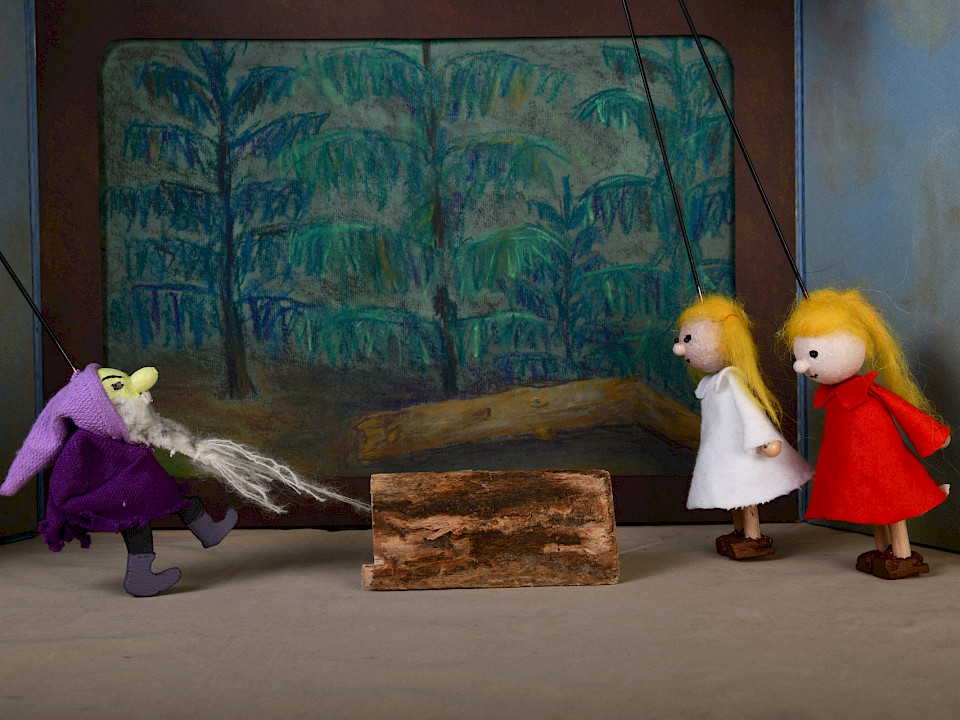 Schneeweißchen und Rosenrot