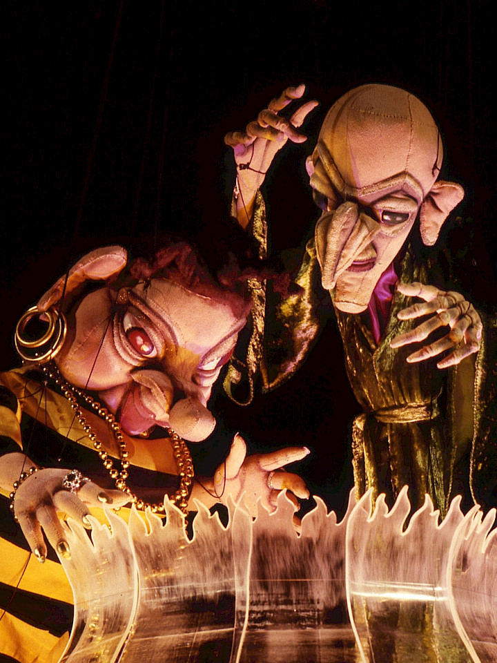 Der satanarchäolügenialkohöllische Wunschpunsch