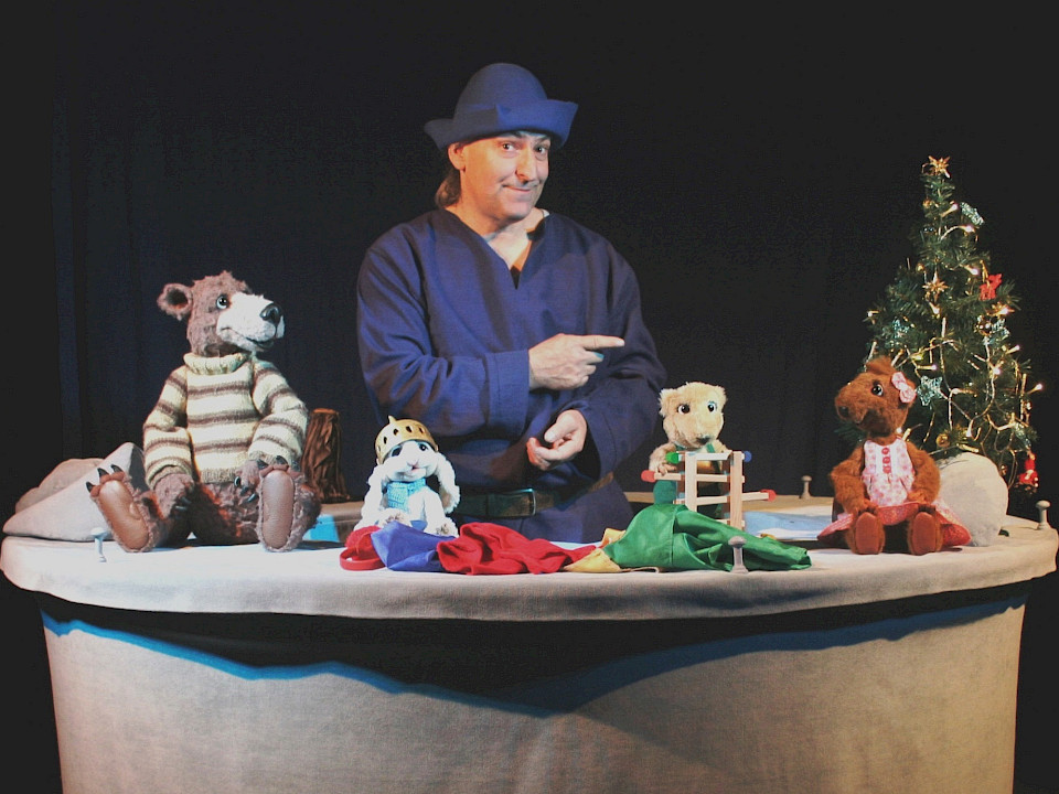 Hase und Holunderbär - Die verlorene Weihnachtspost