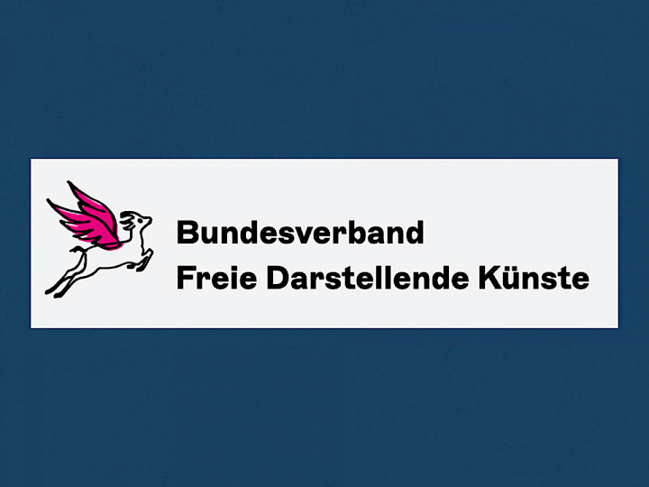 Neue Honoraruntergrenze für freischaffende Akteur*innen in den darstellenden Künsten festgelegt