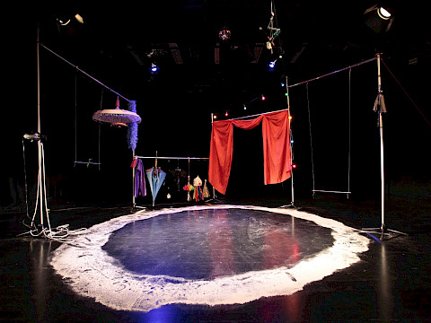 Sand auf der Bühne?