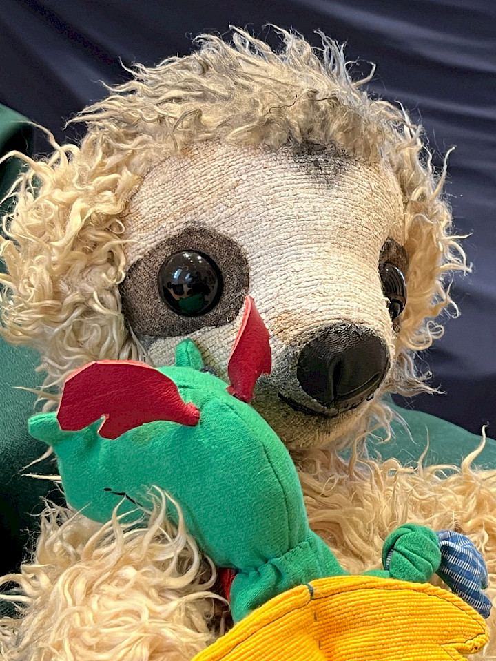 Faultier Flori und der Mond